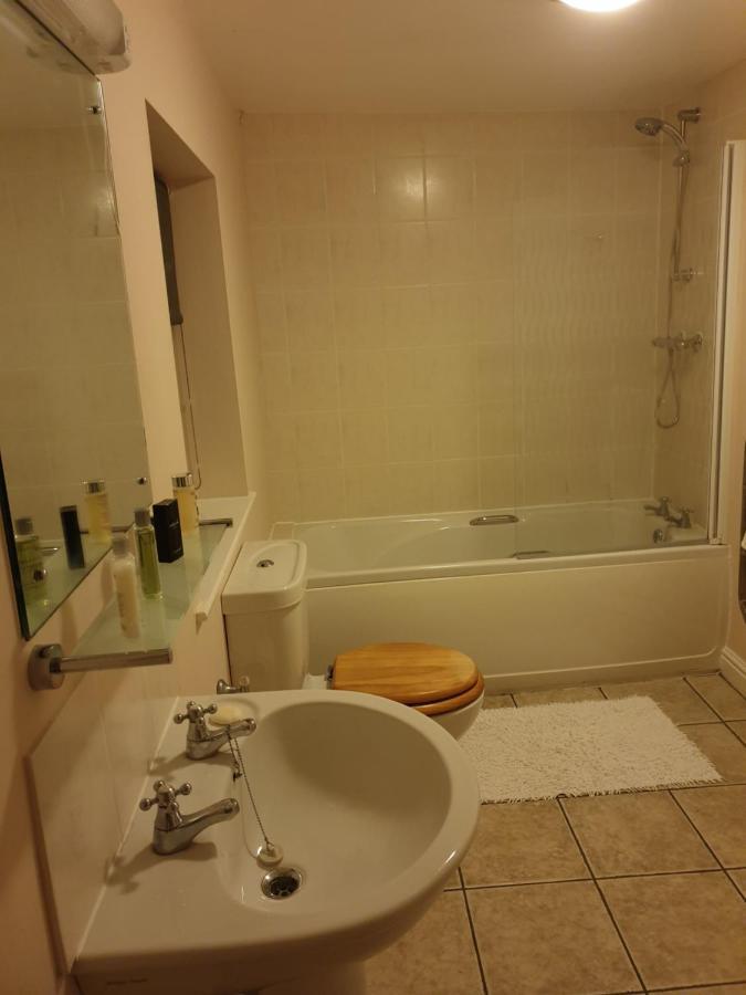 The Shady Oak Country Inn Taxal المظهر الخارجي الصورة
