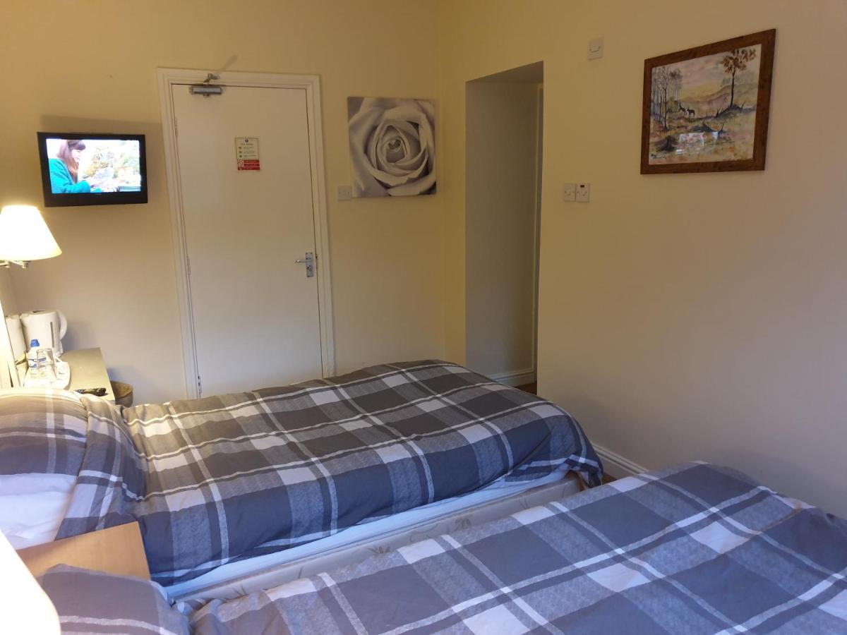 The Shady Oak Country Inn Taxal المظهر الخارجي الصورة
