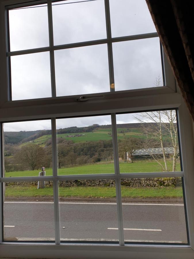 The Shady Oak Country Inn Taxal المظهر الخارجي الصورة