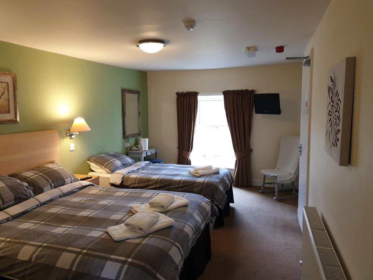 The Shady Oak Country Inn Taxal المظهر الخارجي الصورة